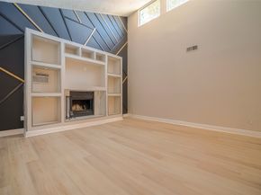 6363 Ivyknoll Drive, Houston TX 77035