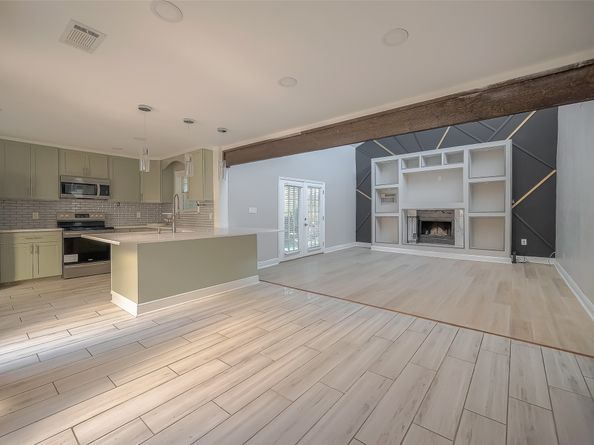 6363 Ivyknoll Drive, Houston TX 77035