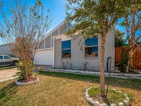 6363 Ivyknoll Drive, Houston TX 77035