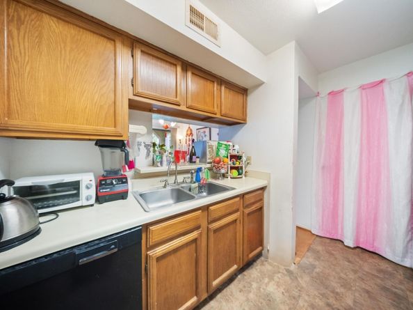 6602 Harbor Town Drive 506, Houston TX 77036