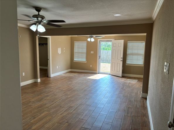 407 Terminal Street, Houston TX 77020