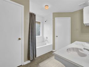 2610 Old Oak Lane, Kingwood TX 77339