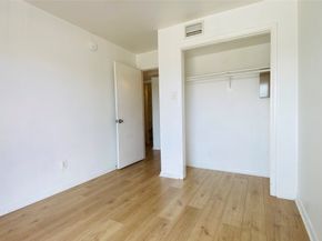 2824 S Bartell Drive 28, Houston TX 77054