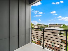 4438 Oats Street, Houston TX 77020