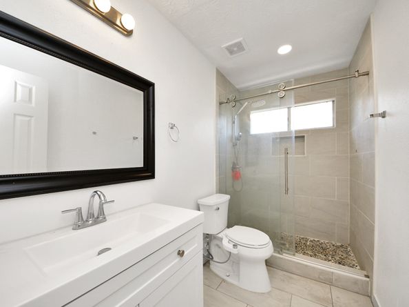 922 Bayhill Drive, Sugar Land TX 77479