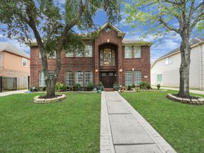 922 Bayhill Drive, Sugar Land TX 77479