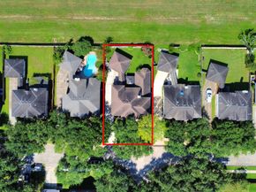 922 Bayhill Drive, Sugar Land TX 77479