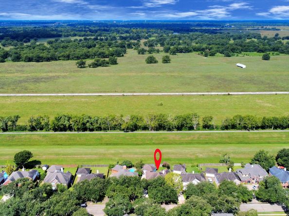 922 Bayhill Drive, Sugar Land TX 77479