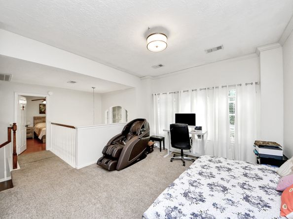 922 Bayhill Drive, Sugar Land TX 77479