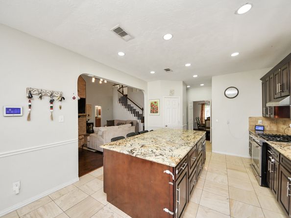 922 Bayhill Drive, Sugar Land TX 77479