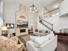 922 Bayhill Drive, Sugar Land TX 77479