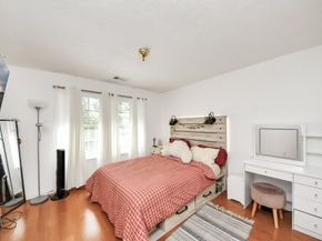 922 Bayhill Drive, Sugar Land TX 77479