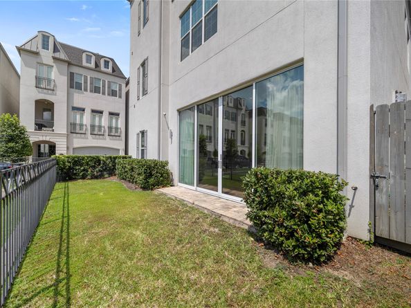 11107 Savannah Oaks Lane, Houston TX 77043