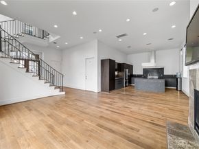 11107 Savannah Oaks Lane, Houston TX 77043