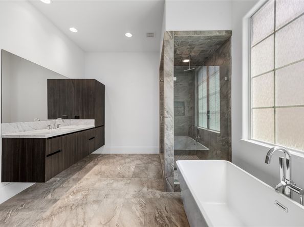 11107 Savannah Oaks Lane, Houston TX 77043