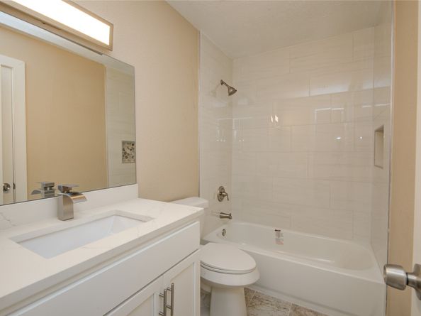 10215 Sagemark Drive, Houston TX 77089