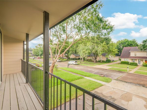 10215 Sagemark Drive, Houston TX 77089