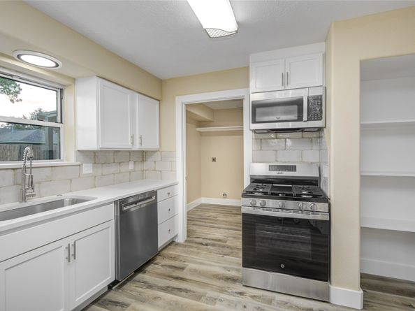 10215 Sagemark Drive, Houston TX 77089