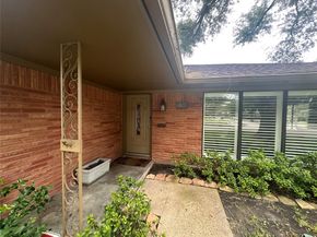 2123 Ridgecrest Drive, Houston TX 77055