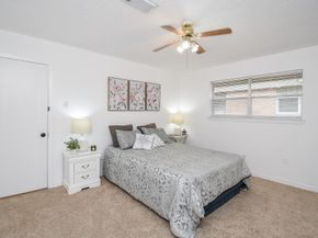 5542 Holly Street 207, Houston TX 77081