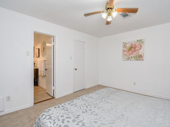 5542 Holly Street 207, Houston TX 77081