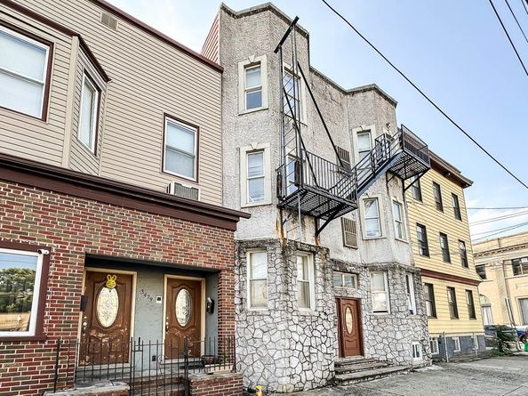 3481 John F Kennedy Blvd 301, Jersey City NJ 07307