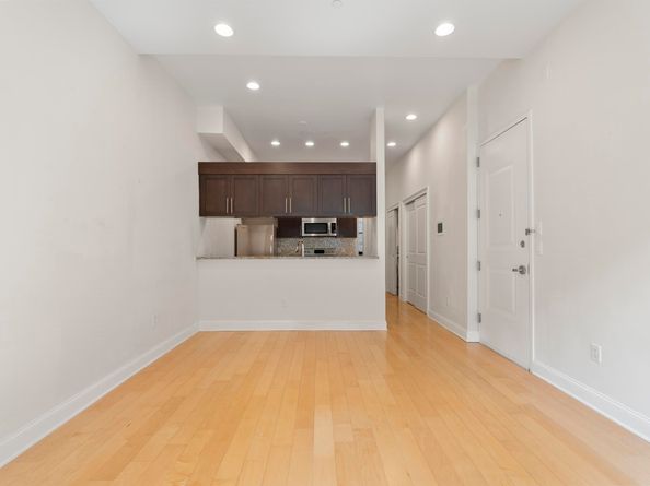 104 Tidewater St 1A, Jersey City NJ 07302