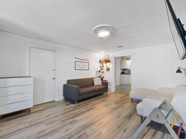 93 Sherman Pl, Jersey City NJ 07307