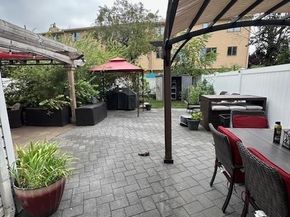 17 Acorn Dr, Secaucus NJ 07094