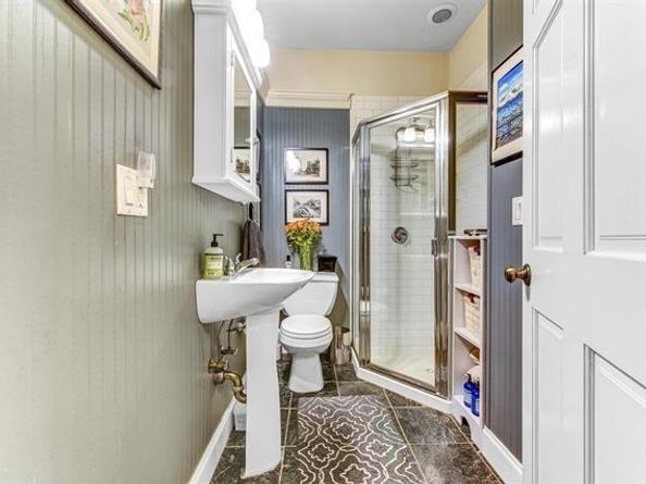 312 Monastery Pl 2R, Union City NJ 07087