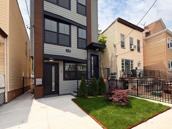 29 Armstrong Ave B, Jersey City NJ 07305