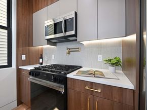 29 Armstrong Ave B, Jersey City NJ 07305