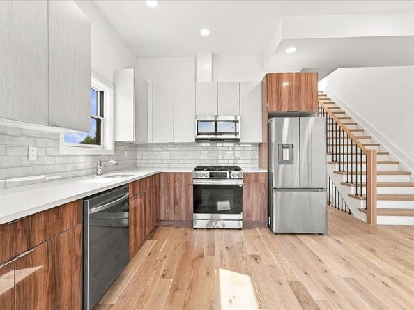 24 West 19th St, Bayonne NJ 07002