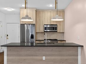 386 5th St 402, Jersey City NJ 07302