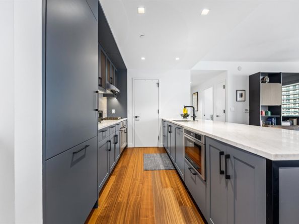 2 Shore Lane 501s, Jersey City NJ 07310