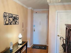 10 Huron Ave 9N, Jersey City NJ 07306