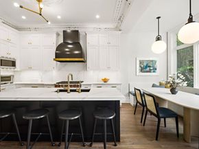 157 10th St, Hoboken NJ 07030
