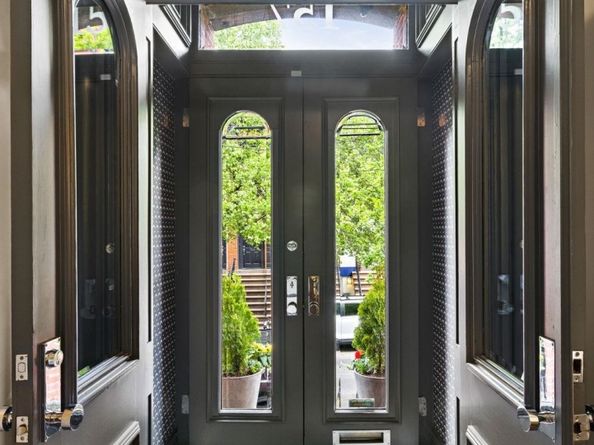 157 10th St, Hoboken NJ 07030