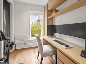 157 10th St, Hoboken NJ 07030