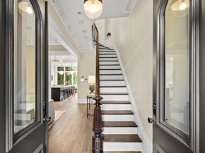 157 10th St, Hoboken NJ 07030