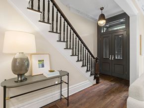 157 10th St, Hoboken NJ 07030