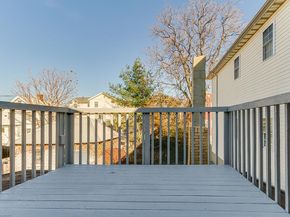 85 Cottage St, Bayonne NJ 07002