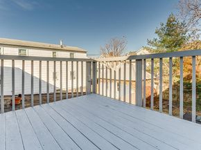 85 Cottage St, Bayonne NJ 07002
