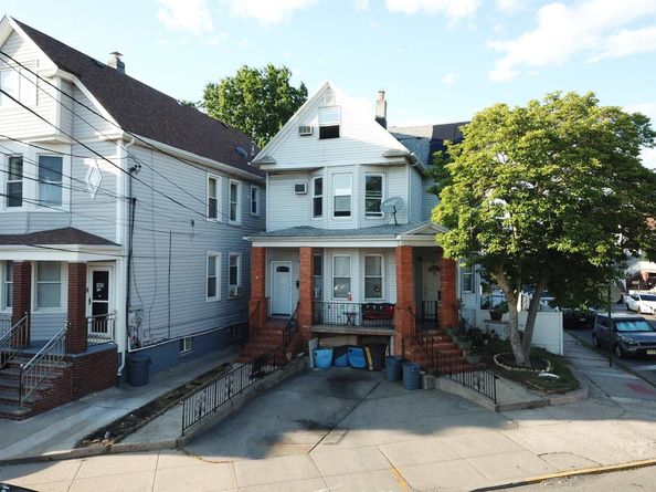 101 North St, Bayonne NJ 07002