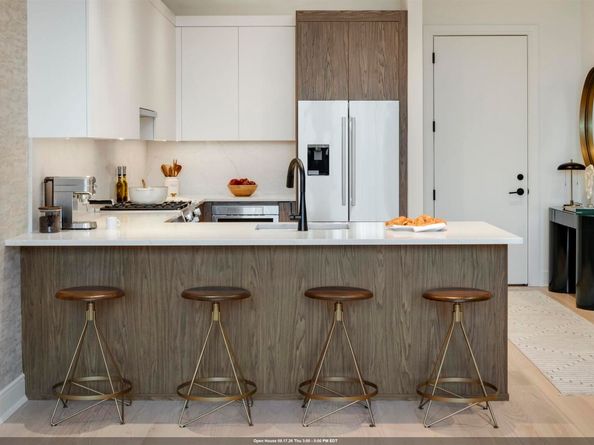 38 Jackson St 208, Hoboken NJ 07030