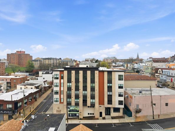 649 38th St 203, Union City NJ 07087