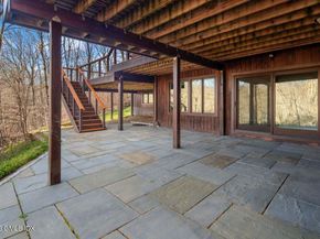 9 Patchen Lane, Weston CT 06883