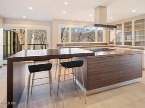 9 Patchen Lane, Weston CT 06883