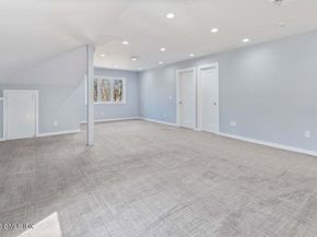 9 Patchen Lane, Weston CT 06883