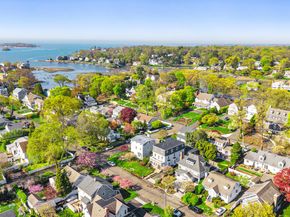 7 Heusted Drive, Old Greenwich CT 06870